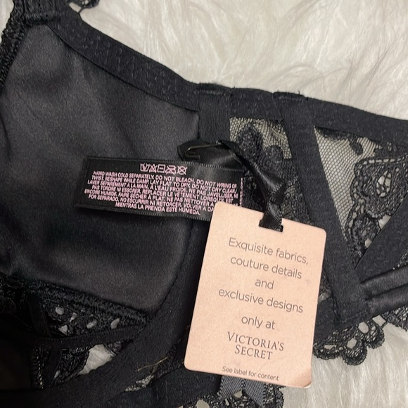 Victoria's Secret Designer Collection Very Sexy Lined Demi Bra - Picture 9 of 9
